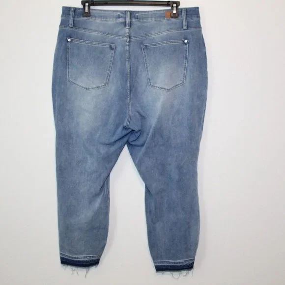 Judy Blue Relaxed Therma Denim Boyfriend Jeans Women's Plus Size 20W H13658 - Picture 8 of 11